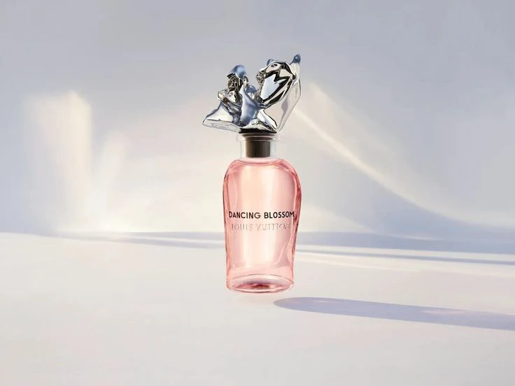Louis Vuitton Dancing Blossom Extrait De Parfum Spray - 100ml/3.4oz fragrance