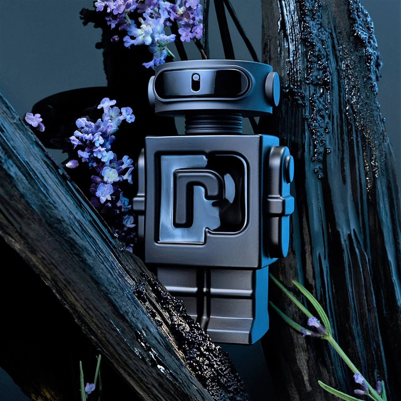 Rabanne  Phantom Parfum with Woody Vanilla Bean