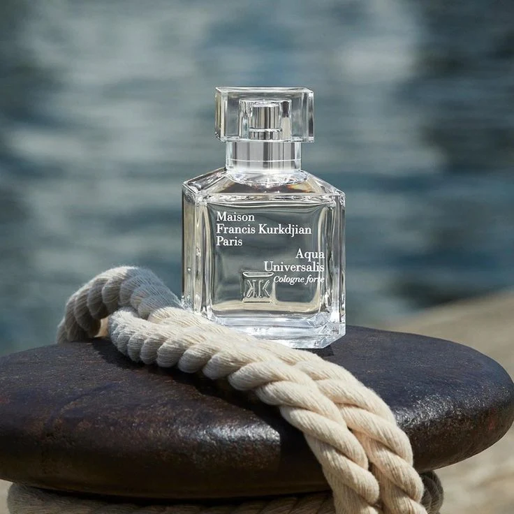 AQUA UNIVERSALIS SCENTED CANDLE BY MAISON FRANCIS KURKDJIAN