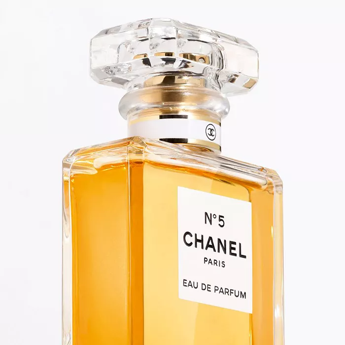 CHANEL N°5 Eau de Parfum Spray